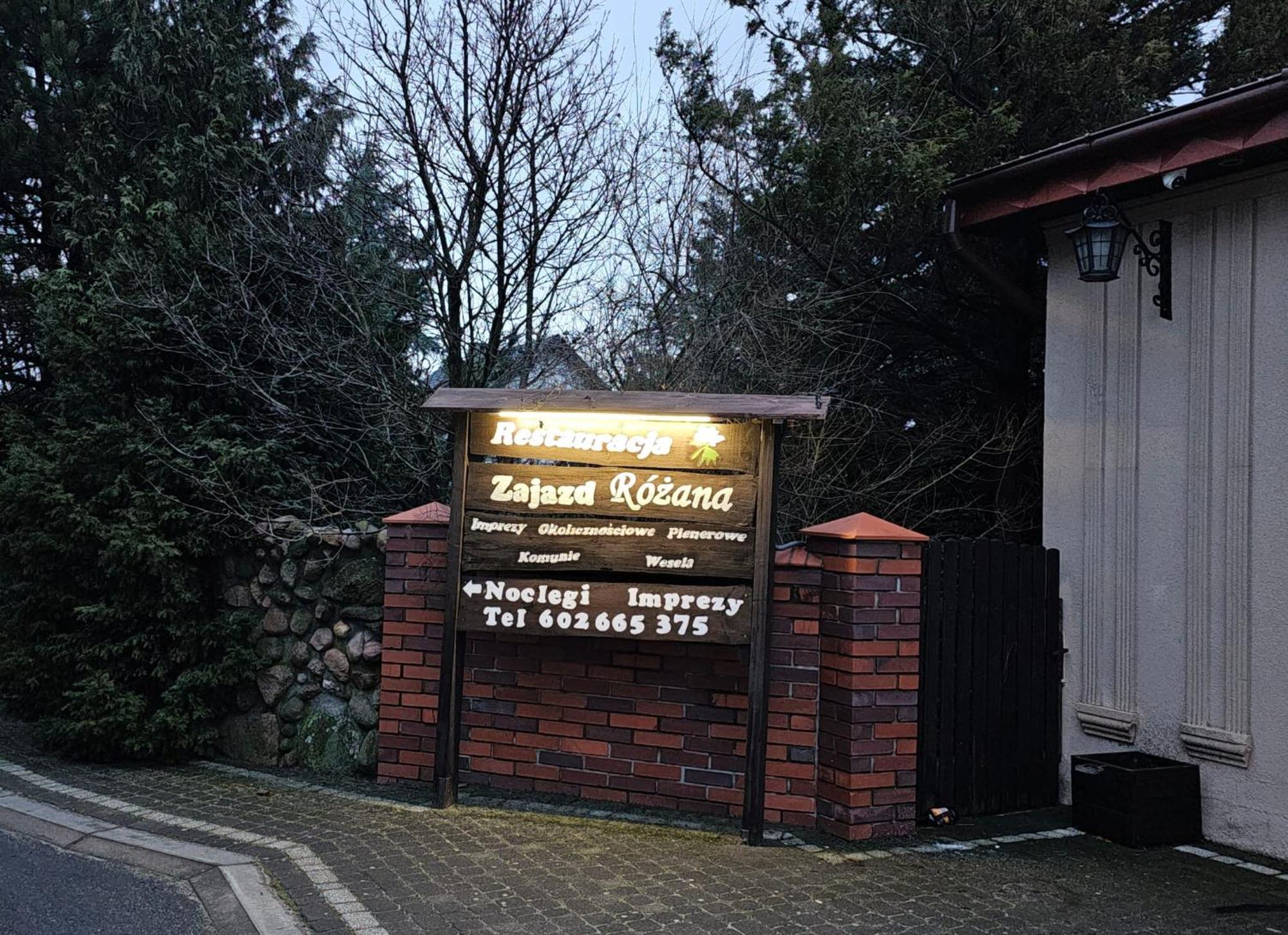 Zajazd Rozany Laski  Exterior photo